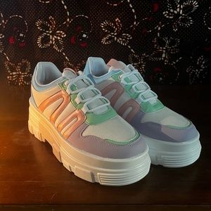 Yru platform sneakers